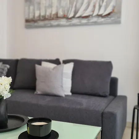 Novel Apartment Larnaca
