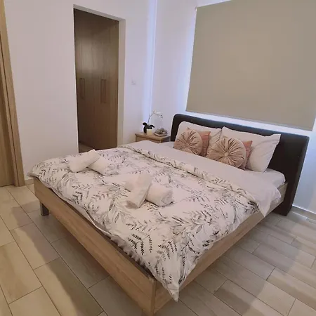 Novel Apartment